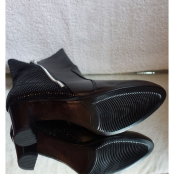 Skórzane szerokie botki  tęgość 2xH obcas 7 cm
